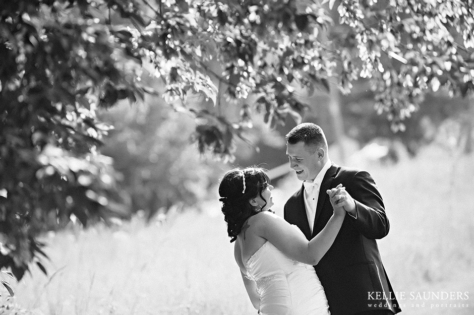 Tina's Country House wedding portraits, Bridal Portraits, Kellie Saunders Photography